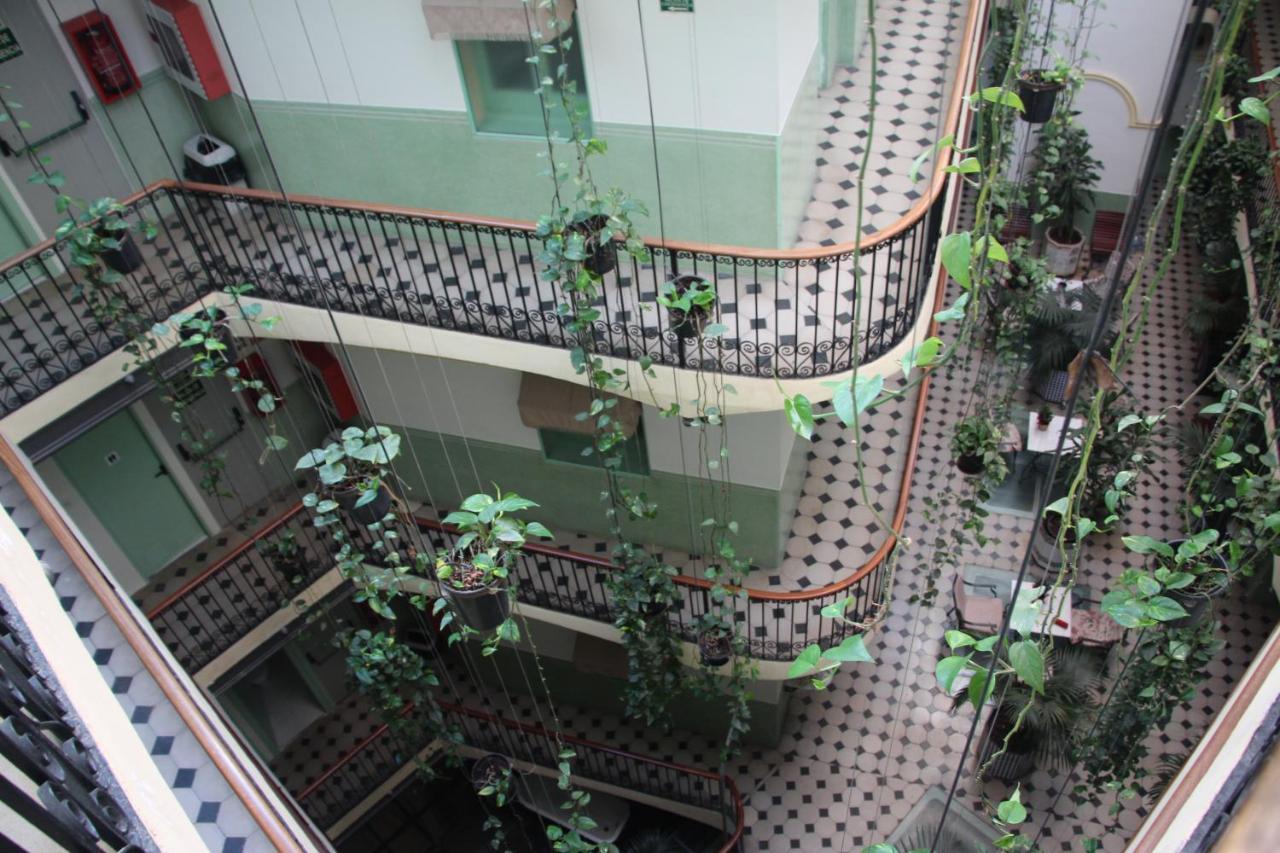 Hotel Peninsular Barcelona Exterior foto